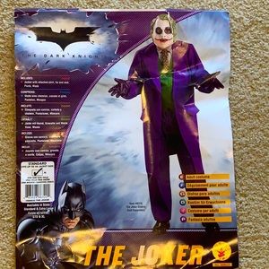 The Dark Knight Joker men’s costume